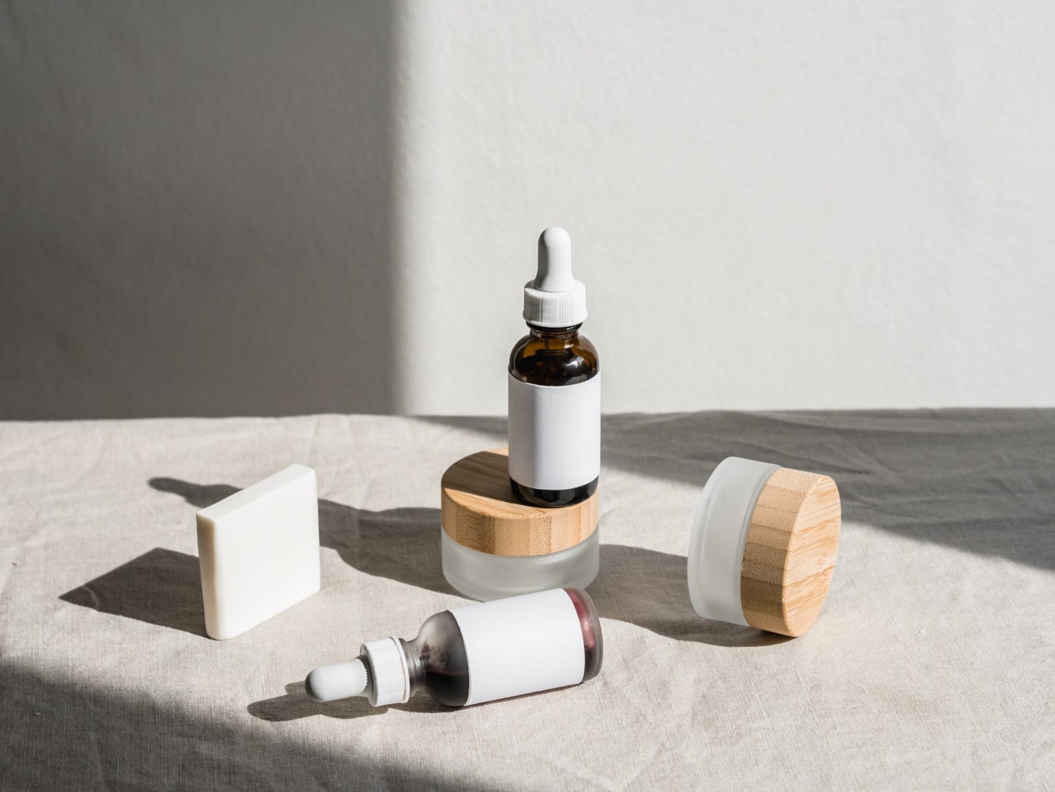 Multifunktionella Skönhetsprodukter: Minimalism för maximal effekt!