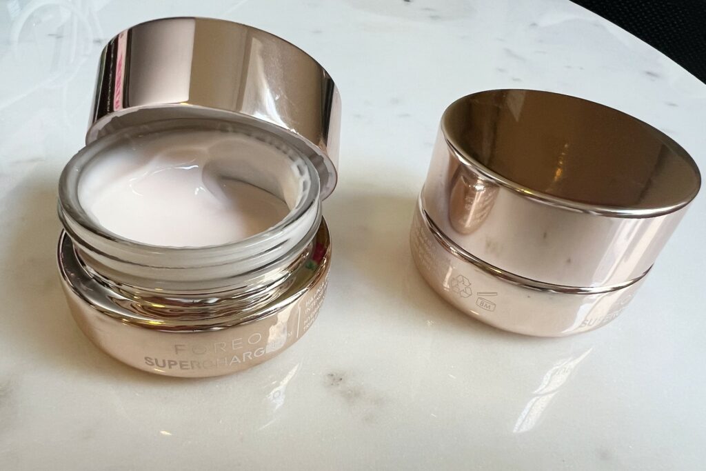 Recension FOREO Supercharged Ultra-Hydrating Sleeping Mask