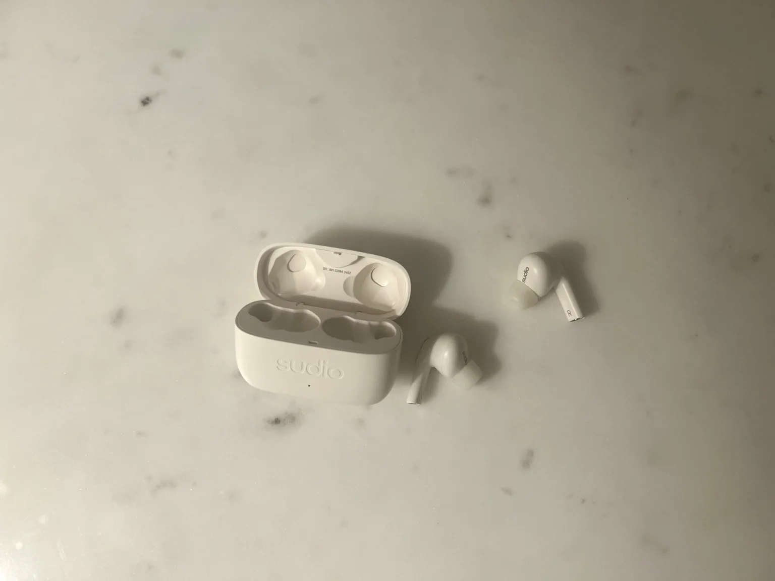 Sudio E3 White: Ett Fantastiskt alternativ till AirPods